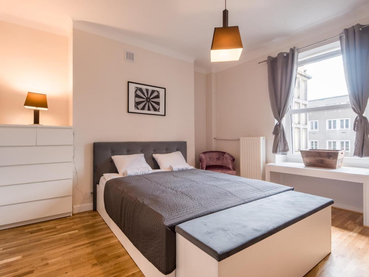 White Residence 4Rooms - City Center Varsó Kültér fotó