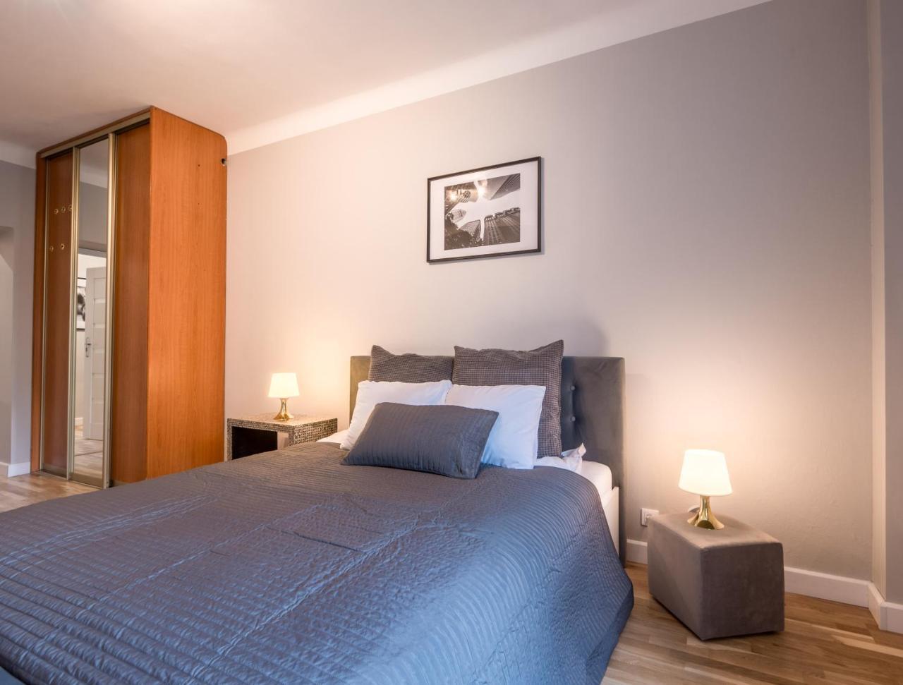 White Residence 4Rooms - City Center Varsó Kültér fotó